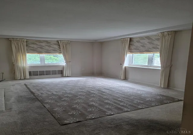 image of 2444 Madison Rd, Cincinnati, OH 45208