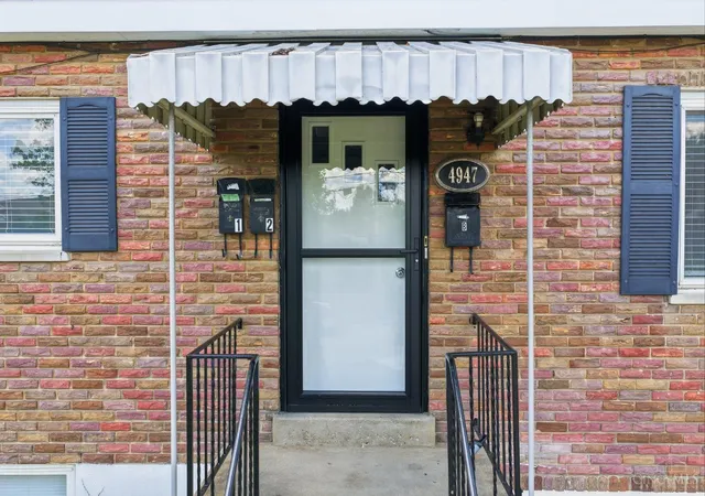 Homes for sale in Cincinnati, OH | 4947 Charlemar Dr, Cincinnati, OH 45227 | MLS# 1884287