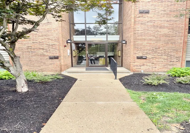 1st image of 5983 Meadowcreek Dr #4, Milford, OH 45150 | MLS# 1884626