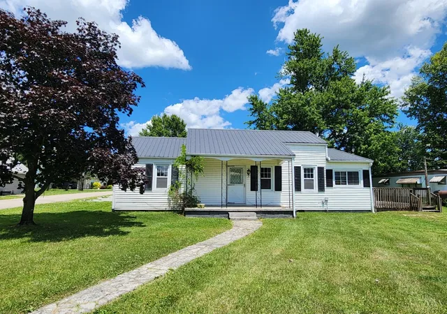 Homes for sale in Winchester, OH | 100 Maple Ave, Winchester, OH 45697 | MLS# 1884641