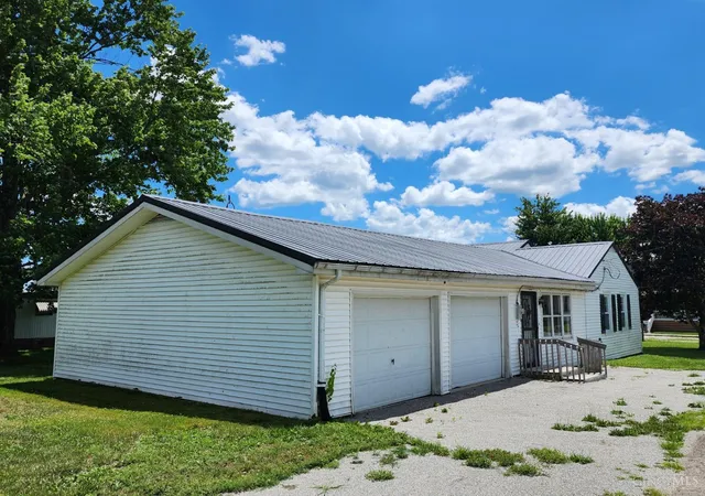 Homes for sale in Winchester, OH | 100 Maple Ave, Winchester, OH 45697 | MLS# 1884641