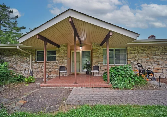 Homes for sale in Colerain Twp, OH | 7522 E Miami River Rd, Colerain Twp, OH 45247 | MLS# 1883226