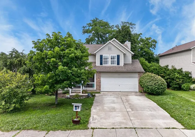 Homes for sale in Lebanon, OH | 328 Keeneland Ct, Lebanon, OH 45036 | MLS# 1873868