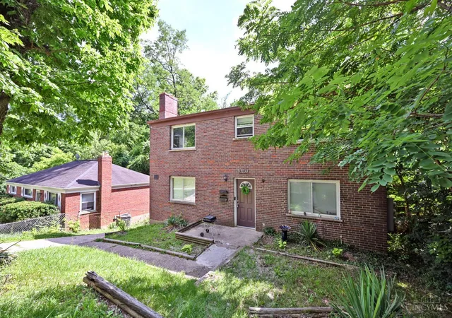 2nd image of 3143 Saffer St, Cincinnati, OH 45211 | MLS# 1884645