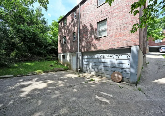 30th image of 3143 Saffer St, Cincinnati, OH 45211 | MLS# 1884645