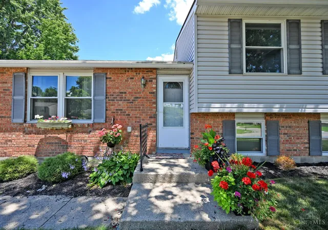 Homes for sale in Mason, OH | 768 Tradewind Dr, Mason, OH 45040 | MLS# 1883265