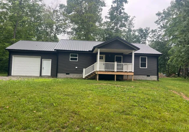 Homes for sale in Hillsboro, OH | 12050 Beech Trl, Hillsboro, OH 45133 | MLS# 1884560