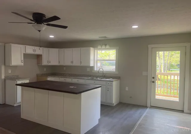 4th image of 12050 Beech Trl, Hillsboro, OH 45133 | MLS# 1884560