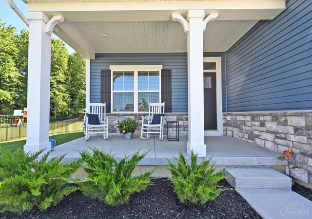 Homes for sale in Batavia, OH | 2367 Silverspring Walk, Batavia, OH 45103 | MLS# 1884617