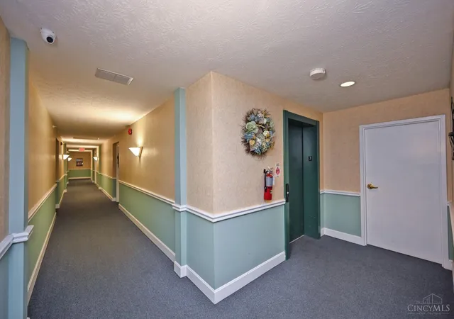4th image of 4941 N Arbor Woods Ct, Cincinnati, OH 45248