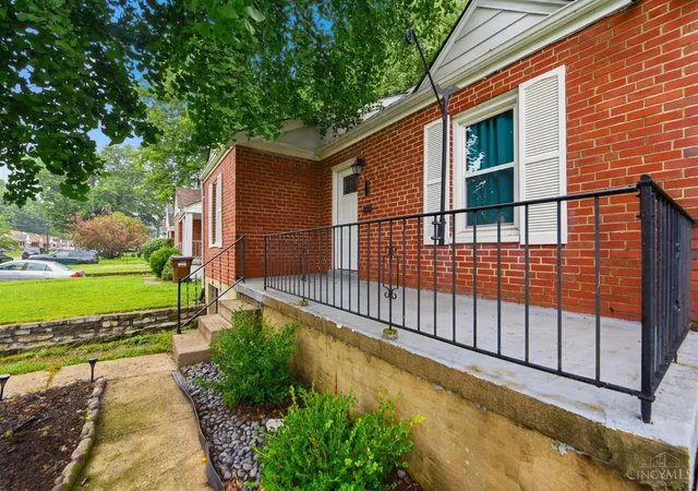 4th image of 6924 Gloria Dr, Cincinnati, OH 45239 | MLS# 1884684