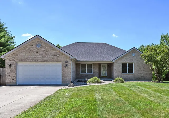 Homes for sale in Turtle Creek Twp, OH | 4023 Hamilton Rd, Turtle Creek Twp, OH 45036 | MLS# 1884682