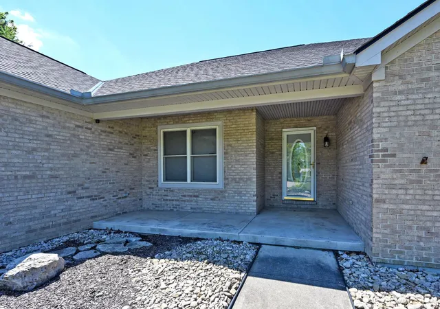 Homes for sale in Turtle Creek Twp, OH | 4023 Hamilton Rd, Turtle Creek Twp, OH 45036 | MLS# 1884682