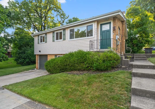 Homes for sale in Sycamore Twp, OH | 3905 Mantell Ave, Sycamore Twp, OH 45236 | MLS# 1884045