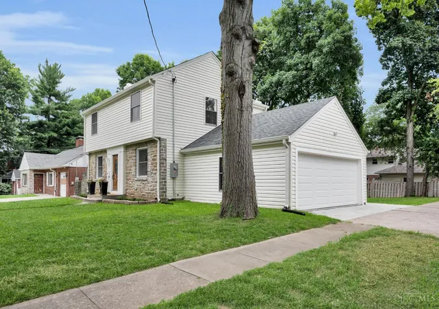 Homes for sale in Cincinnati, OH | 6502 Edwood, Cincinnati, OH 45224 | MLS# 1884708