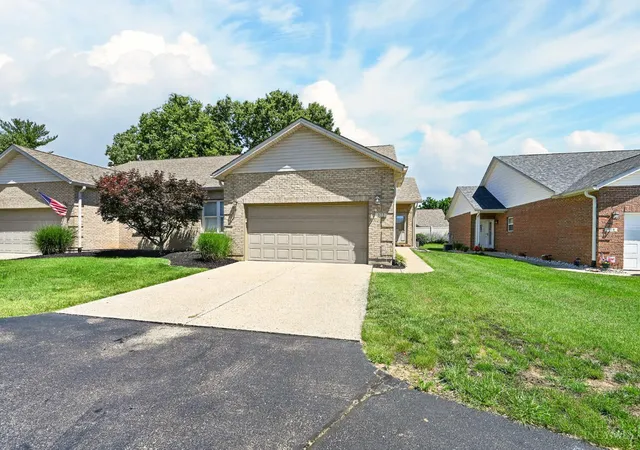 Homes for sale in Fairfield, OH | 322 Lauryn Meadows Ct, Fairfield, OH 45014 | MLS# 1884690