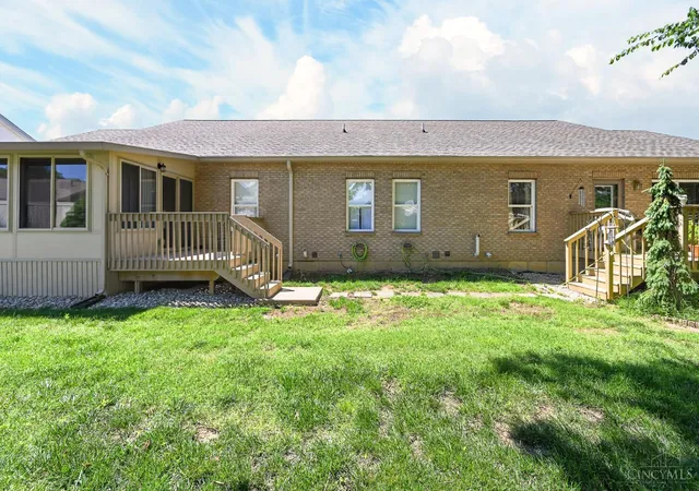 Homes for sale in Fairfield, OH | 322 Lauryn Meadows Ct, Fairfield, OH 45014 | MLS# 1884690