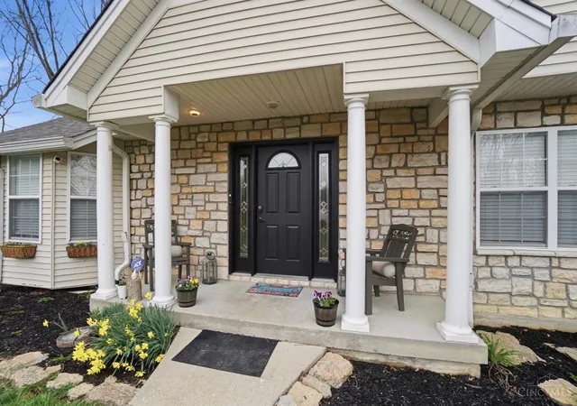 3rd image of 478 Eagleview Dr, Hidden Valley, IN 47025 | MLS# 1884739