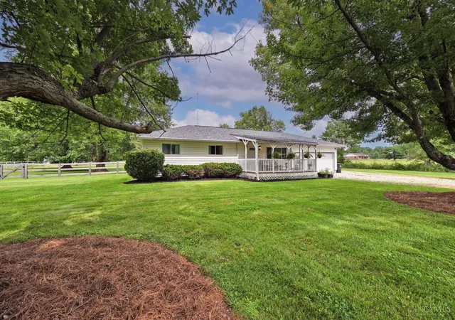 Homes for sale in Harlan Twp, OH | 9738 Gustin Rider Rd, Harlan Twp, OH 45107 | MLS# 1884723