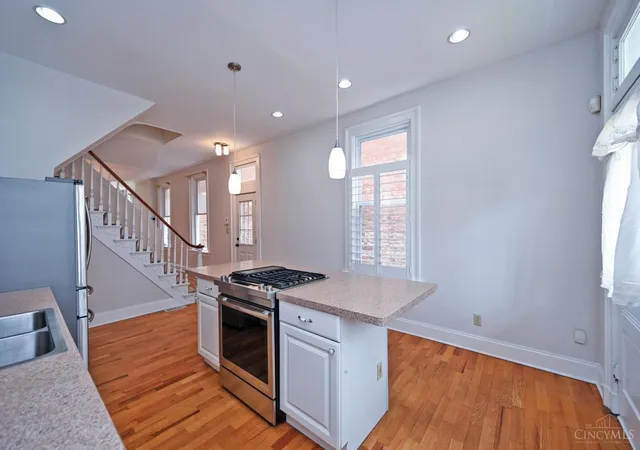 Homes for sale in Cincinnati, OH | 4266 Williamson Pl, Cincinnati, OH 45223 | MLS# 1884642