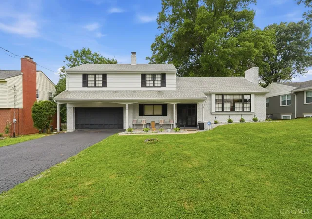 Homes for sale in Sycamore Twp, OH | 8881 Paw Paw Ln, Sycamore Twp, OH 45236 | MLS# 1884388