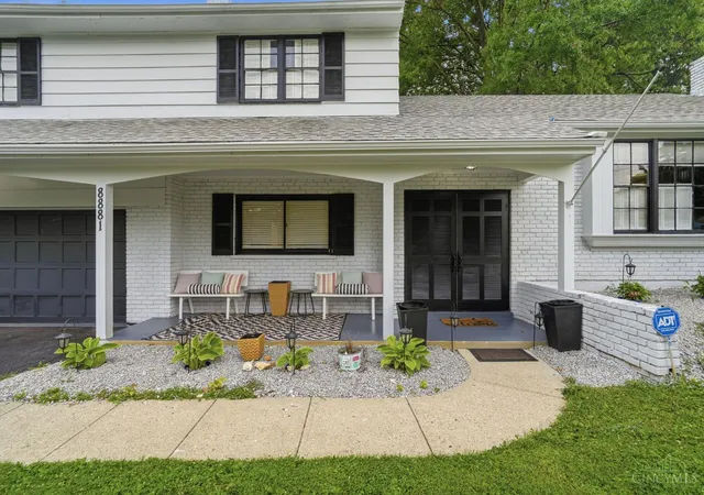 Homes for sale in Sycamore Twp, OH | 8881 Paw Paw Ln, Sycamore Twp, OH 45236 | MLS# 1884388
