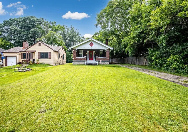 Homes for sale in Cincinnati, OH | 5415 Lester Rd, Cincinnati, OH 45213 | MLS# 1884759