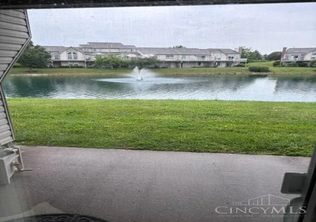 2nd image of 6271 Lake Front Dr, Mason, OH 45040