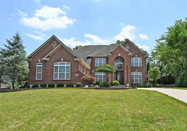 Homes for sale in Montgomery, OH | 7933 Elbrecht Dr, Montgomery, OH 45242 | MLS# 1884773