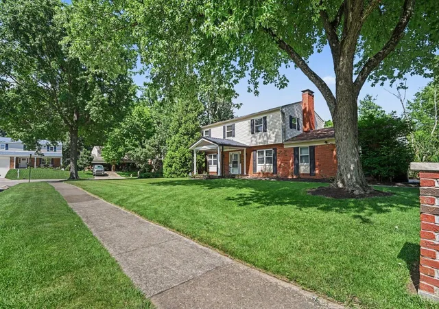 Homes for sale in Anderson Twp, OH | 1896 Velma Ct, Anderson Twp, OH 45255 | MLS# 1884776