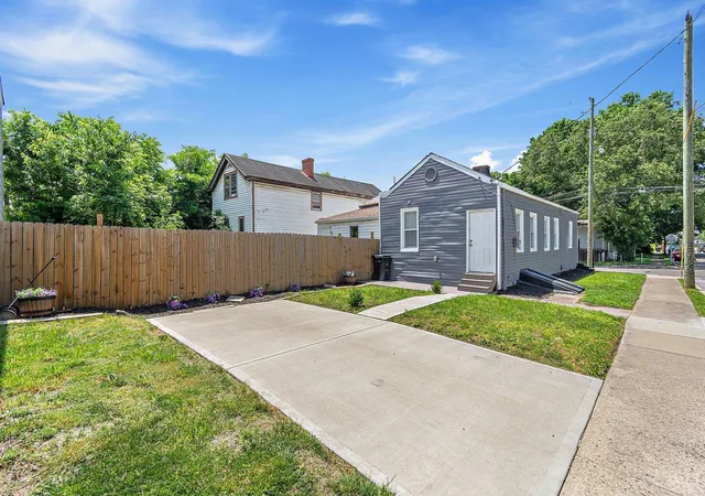 Homes for sale in Cincinnati, OH | 4118 Chambers St, Cincinnati, OH 45223 | MLS# 1884784