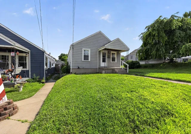 Homes for sale in Hamilton, OH | 217 Webster Ave, Hamilton, OH 45013 | MLS# 1884392