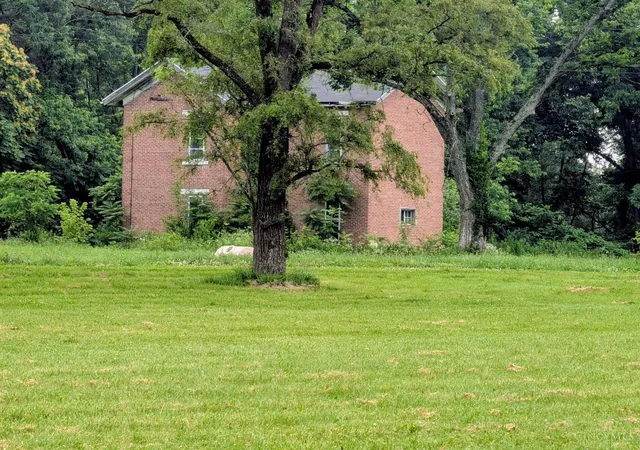 20th image of 1390 Olt Rd, Dayton, OH 45417 | MLS# 1884779