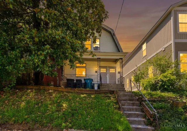 Homes for sale in Cincinnati, OH | 3329 Hackberry St, Cincinnati, OH 45207 | MLS# 1884019