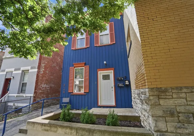 4th image of 2149 W Clifton Ave, Cincinnati, OH 45219 | MLS# 1884198