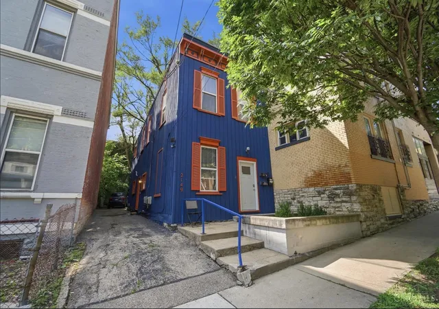 5th image of 2149 W Clifton Ave, Cincinnati, OH 45219 | MLS# 1884198