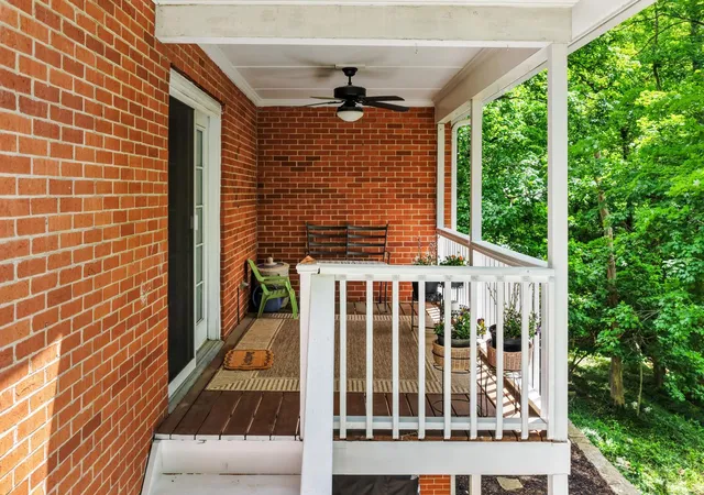 Homes for sale in Cincinnati, OH | 1207 Isis Ave, Cincinnati, OH 45208 | MLS# 1884703