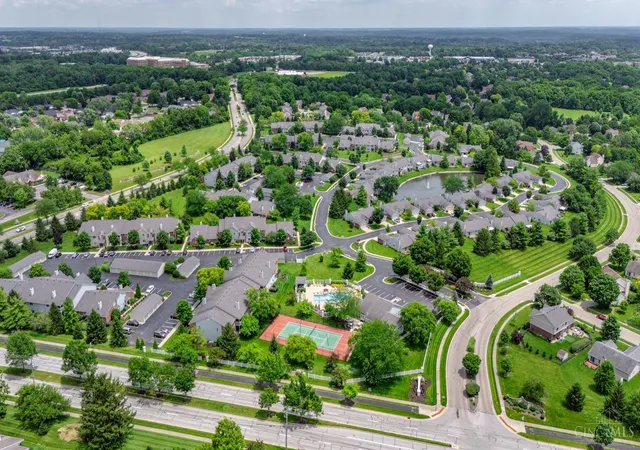 Homes for sale in Centerville, OH | 6591 Brigham Square, Centerville, OH 45459 | Houzeo