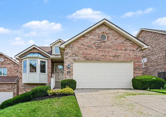 Homes for sale in Green Twp, OH | 5844 Bayou Ct, Green Twp, OH 45248 | MLS# 1884665