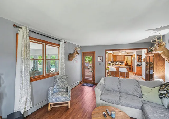 Homes for sale in Green Twp, OH | 3377 Greenmount Dr, Green Twp, OH 45248 | MLS# 1883861