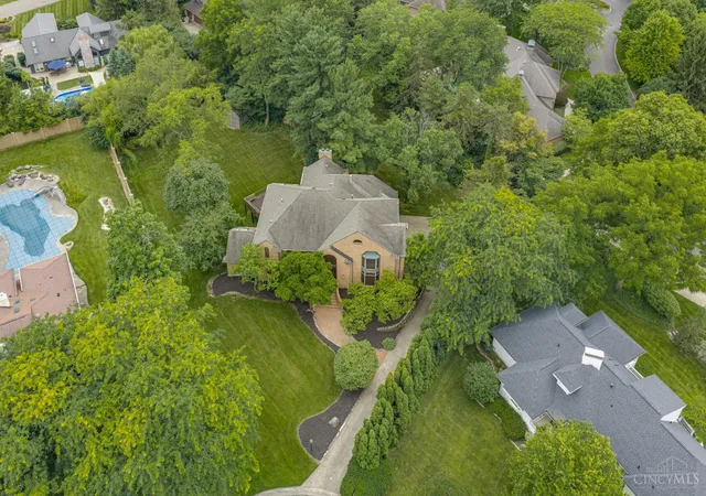 3rd image of 514 Shambord Cir, Dayton, OH 45429 | MLS# 1884147
