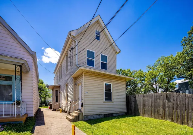 Homes for sale in Elmwood Place, OH | 305 Walnut St, Elmwood Place, OH 45216
