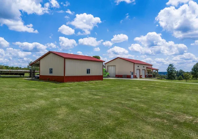 3rd image of 6880 Oak Ridge Rd, Hillsboro, OH 45133 | MLS# 1884822