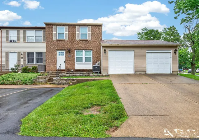 Homes for sale in Union Twp, OH | 4620 Courtwood Circle, Union Twp, OH 45103 | MLS# 1884824