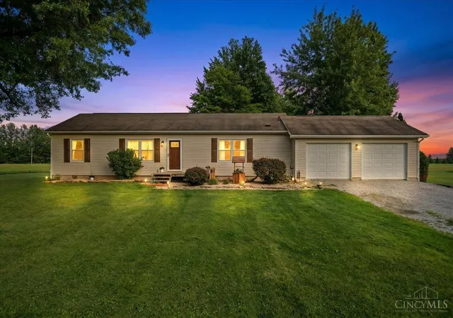 Homes for sale in Franklin Twp, OH | 3021 Rio Brazos Dr, Franklin Twp, OH 45171 | MLS# 1884471