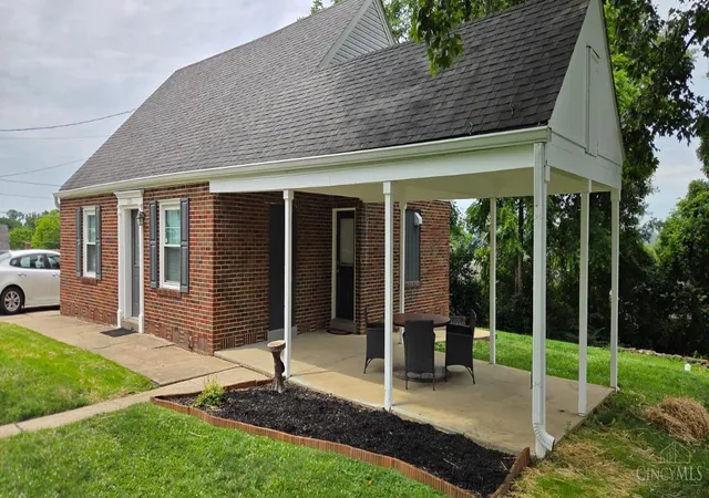 Homes for sale in Reading, OH | 221 Harvest, Reading, OH 45237 | MLS# 1884834