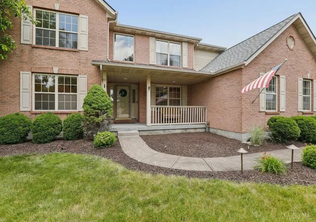 Homes for sale in West Chester, OH | 8046 Logan Ridge Dr, West Chester, OH 45069 | MLS# 1882117