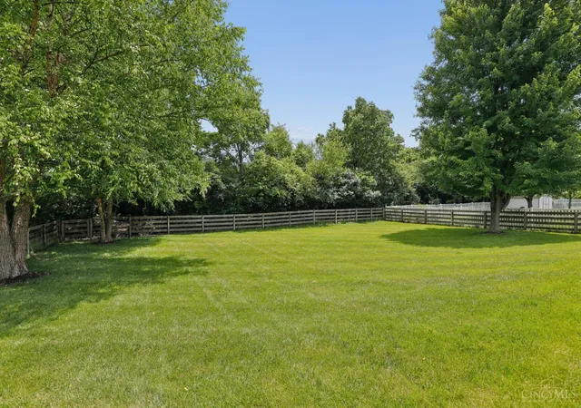 Homes for sale in West Chester, OH | 8046 Logan Ridge Dr, West Chester, OH 45069 | MLS# 1882117