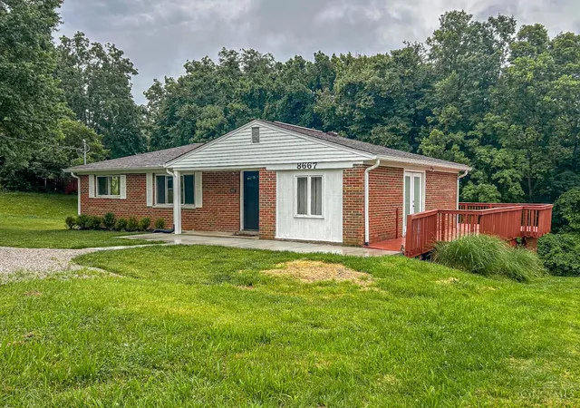 Homes for sale in Anderson Twp, OH | 8667 Susanview Ln, Anderson Twp, OH 45244 | MLS# 1884845