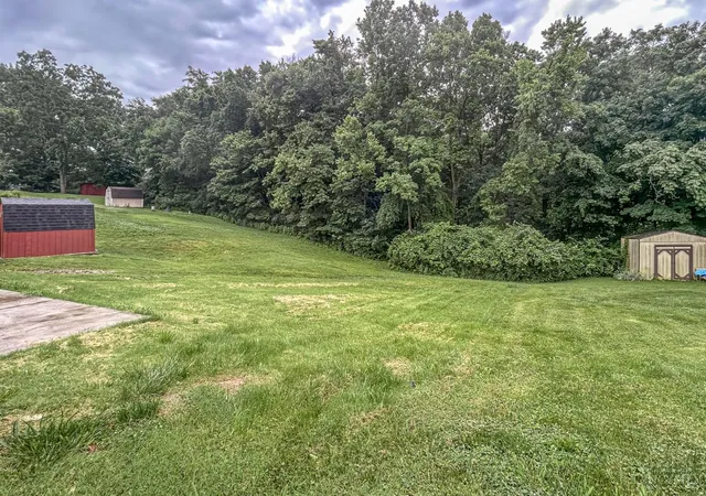 Homes for sale in Anderson Twp, OH | 8667 Susanview Ln, Anderson Twp, OH 45244 | MLS# 1884845